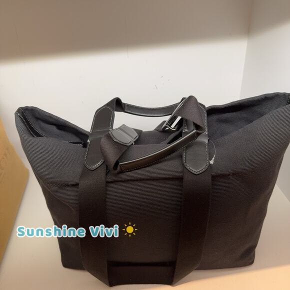 NWT Coach Small Tour Tote Bag CCG39 Gunmetal Canvas and smooth leather - Picture 3 of 7